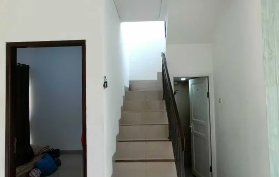 Rumah baru minimalis 2lt siap huni