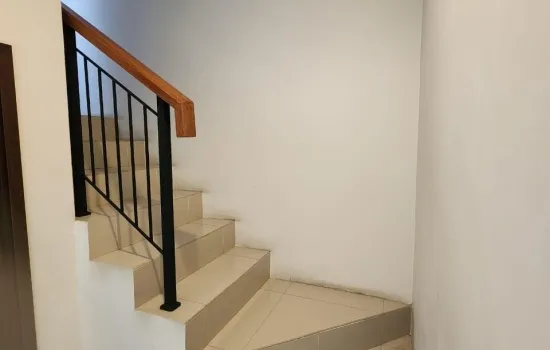 DIJUAL!! Rumah minimalis,terawat,siap huni dan nyaman.