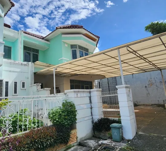 Rumah Cluster Taman villa Meruya. Siap Huni. Luas 280 m2.
