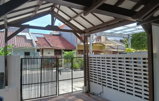 Disewakan rumah baru Renovasi Puri Indah 349 Jakarta Barat