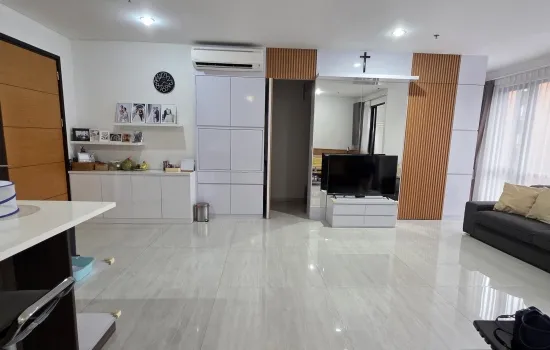 LLOYD Alam Sutera  2 BR plus,  luas 110 m² timur view pool