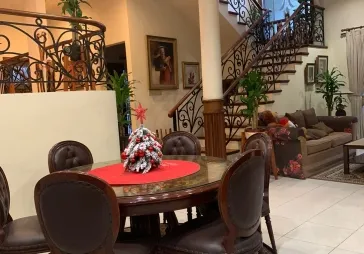 Rumah hoek Perumahan Gading Nirwana Jakut, bagus mewah