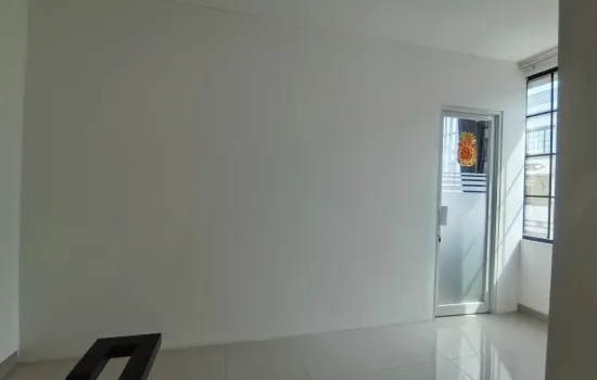 Osaka Asahikawa PIK2 3 lantai