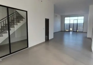 Gandeng 2 Marina PIK2. 3 lantai