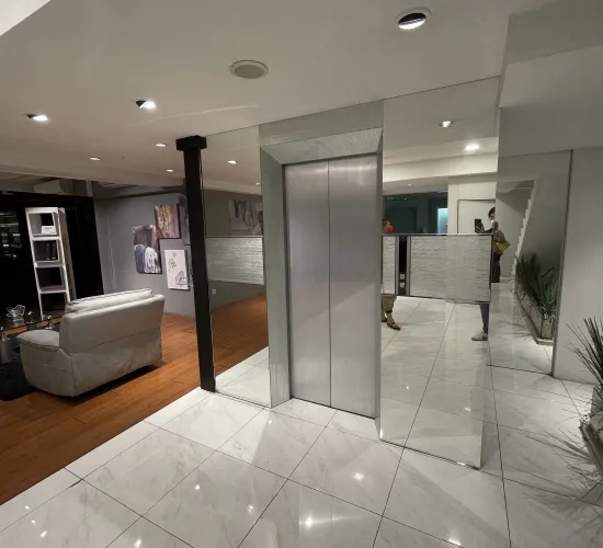 Gedung tomang raya 5 lantai komersil dijual