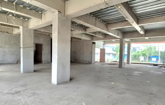 DISEWAKAN office space lantai dasar