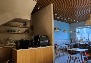 Ruko Gandeng  mewah, ex Cafe. Gading serpong. New jasmine.