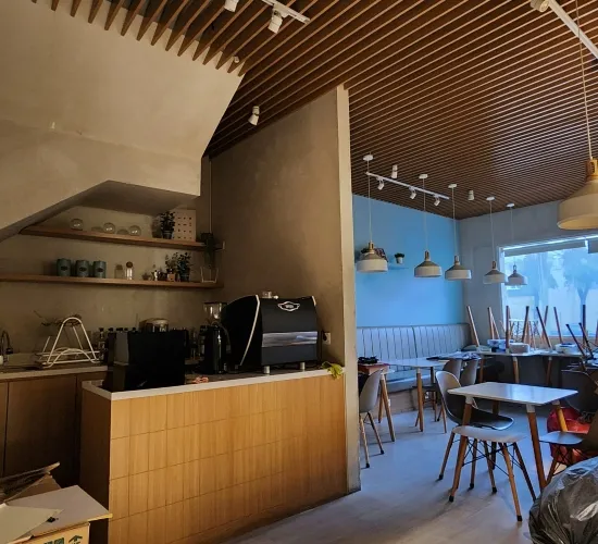 Ruko Gandeng mewah, ex Cafe. Gading serpong. New jasmine.