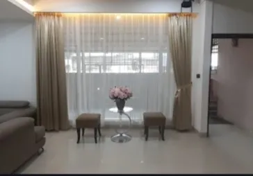 DIJUAL!! Rumah cantik,lokasi Jakarta Barat. Dan siap huni.