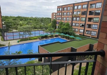 LLOYD Alam Sutera  2 BR plus,  luas 110 m² timur view pool