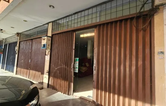 Disewakan ruko gandeng lokasi strategis