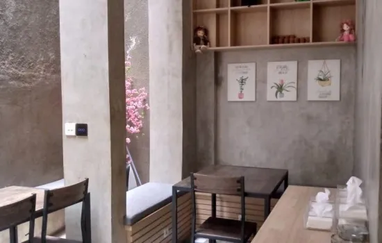 Prominence Alam Sutera ex resto hadap timur