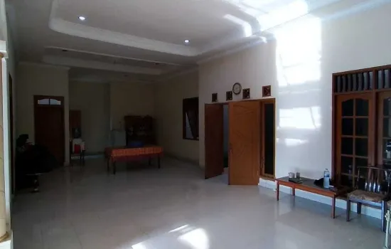 Dijual Rumah  Cluster Serua Indah