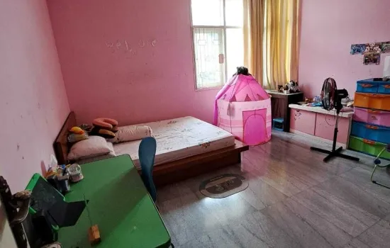 Rumah disewakan di jakarta barat