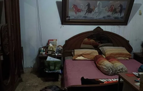 Dijual Rumah strategis hoek Duri Kosambi Jakarta Barat