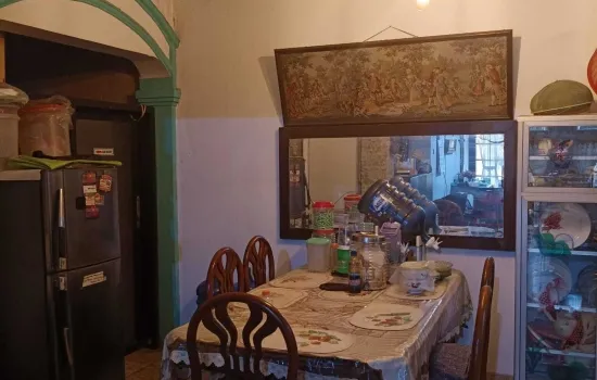 Dijual Rumah strategis hoek Duri Kosambi Jakarta Barat