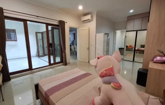 Alam Sutera cluster Pelangi luas 240 m² utara bagus terawat