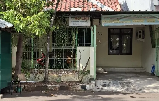 Rumah 1 lt Permata Buana jual cepat