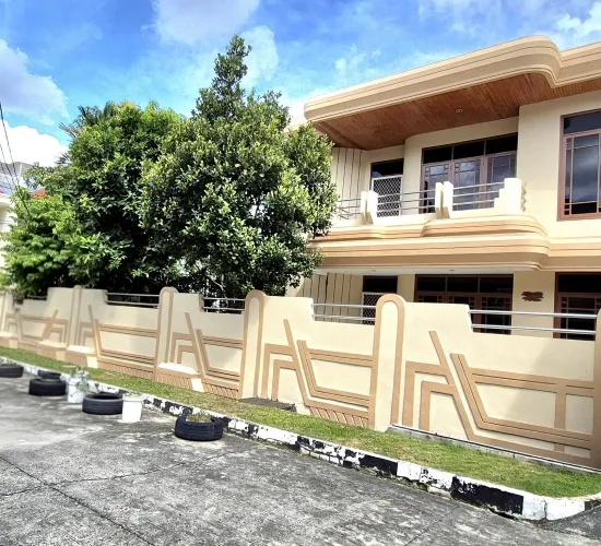 DISEWAKAN RUMAH GREEN GARDEN BERSIH TERAWAT