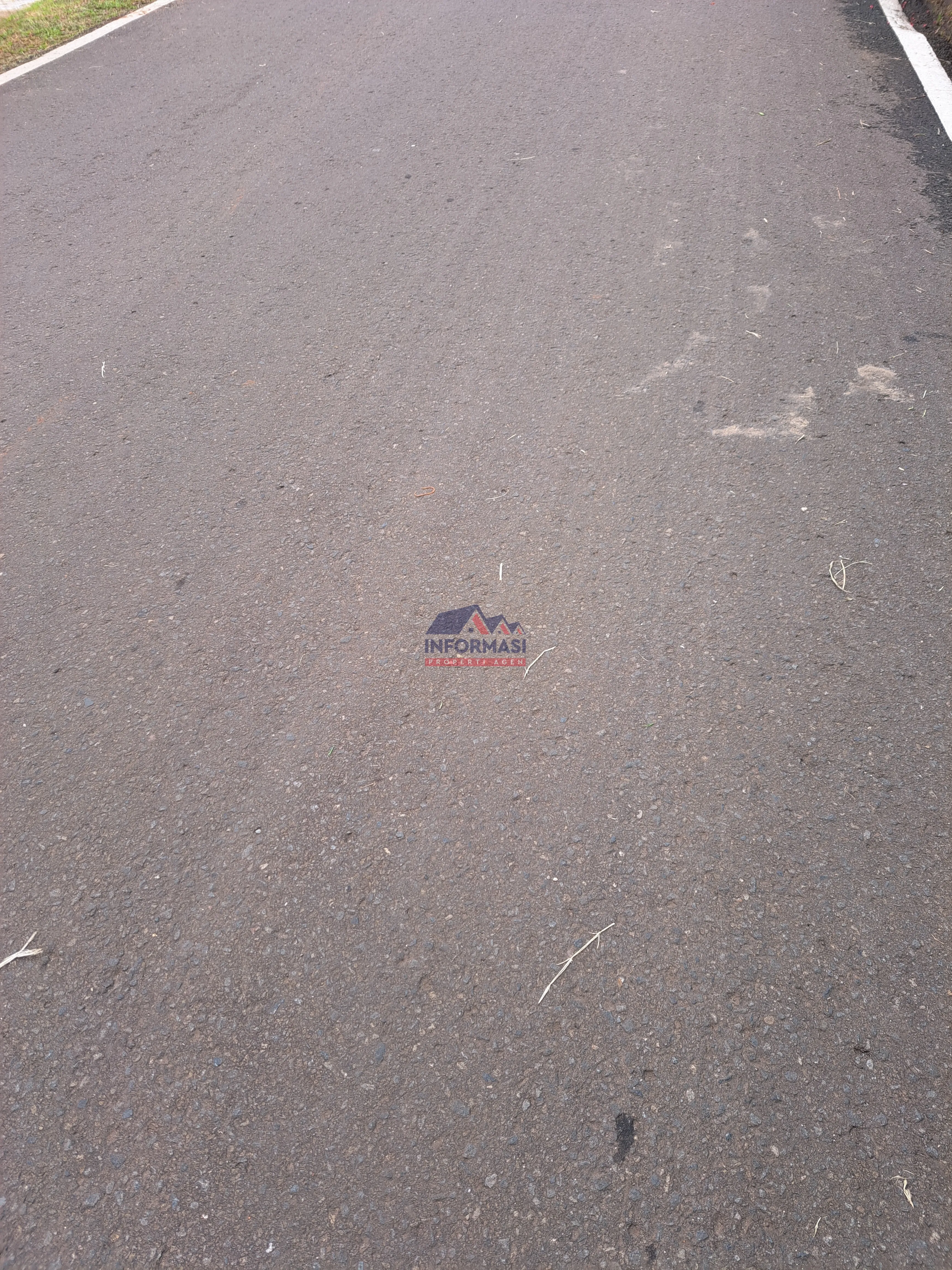 Kavling bagus , strategis , jalan lebar