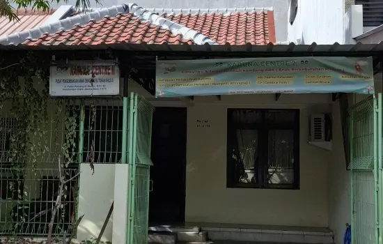 Rumah 1 lt Permata Buana jual cepat