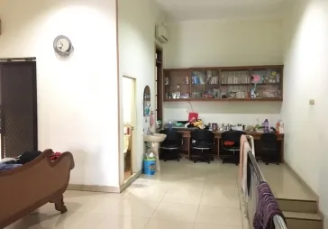 Rumah Taman Palem Lestari, 2 lantai, lt.200m2, blok D