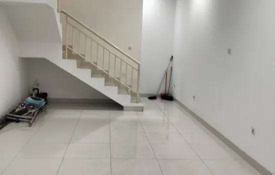 Rukan Baru minimalis modern Aries Utama, Puri, 3.5 lantai