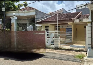 Rumah lokasi strategis di kelapa gading