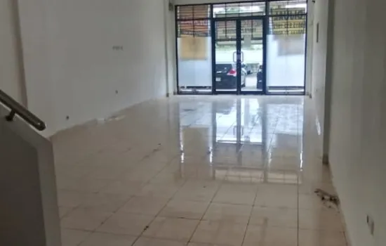 Ruko hadap tol jalan raya