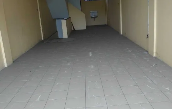 Srengseng Raya 3 lantai lokasi strategis