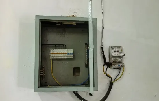 Lautze 4 lantai uk 5mx20 m Pinggir Jalan Raya