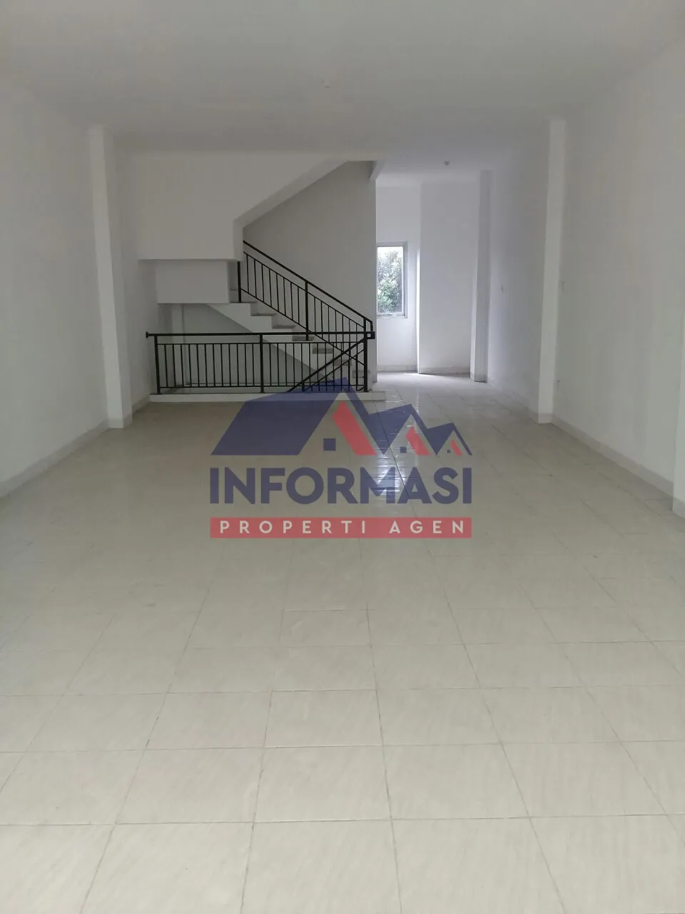 Ruko strategis di GLC posisi bagus dan ramai