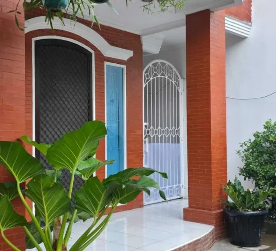 Rumah bagus fully furnished permata buana