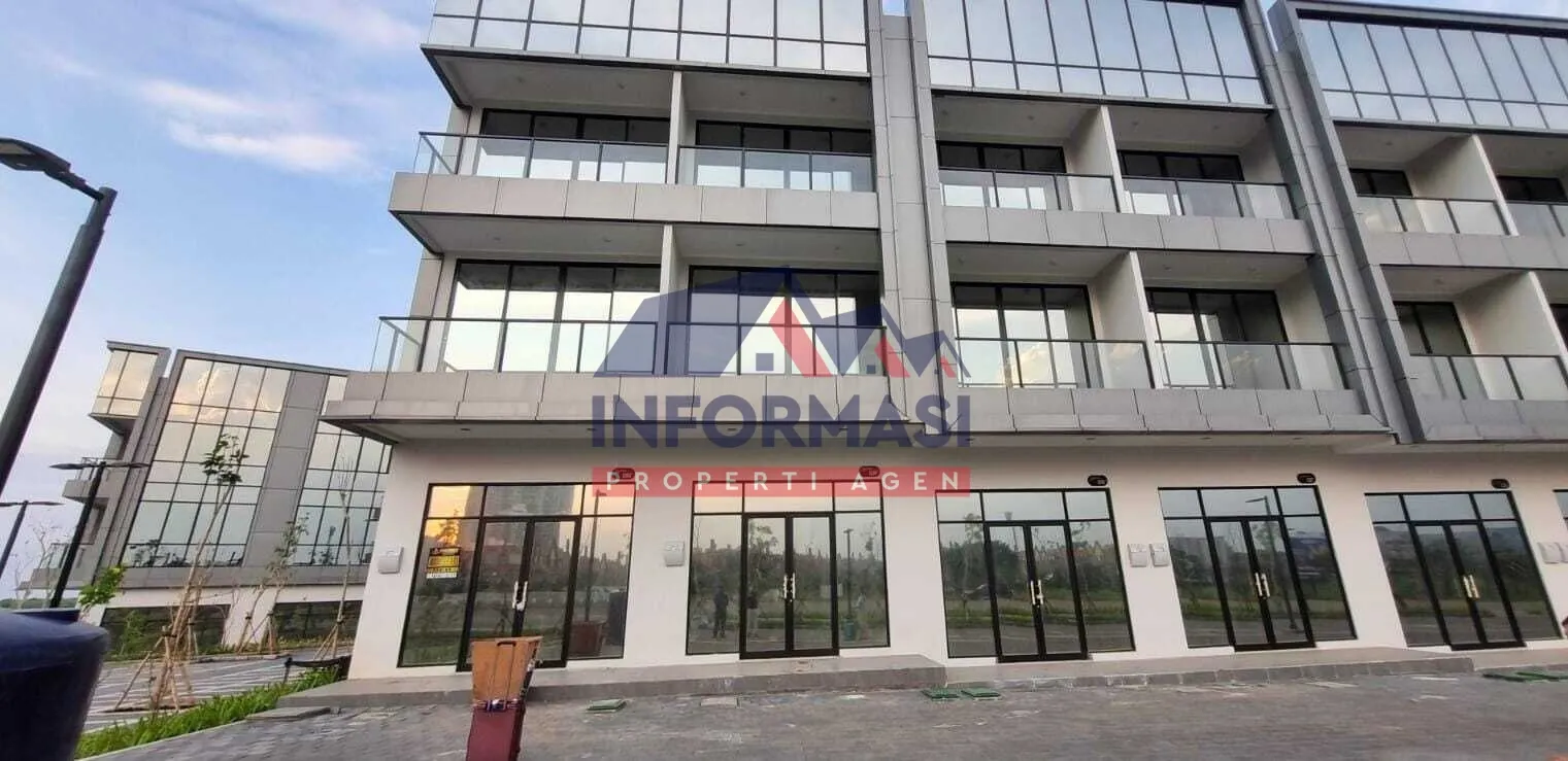 Mega Kuningan PIK2 4,5mx20m Hoek  3 lantai