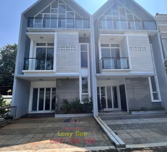 Rumah brand new 3 lantai area Joglo siap huni