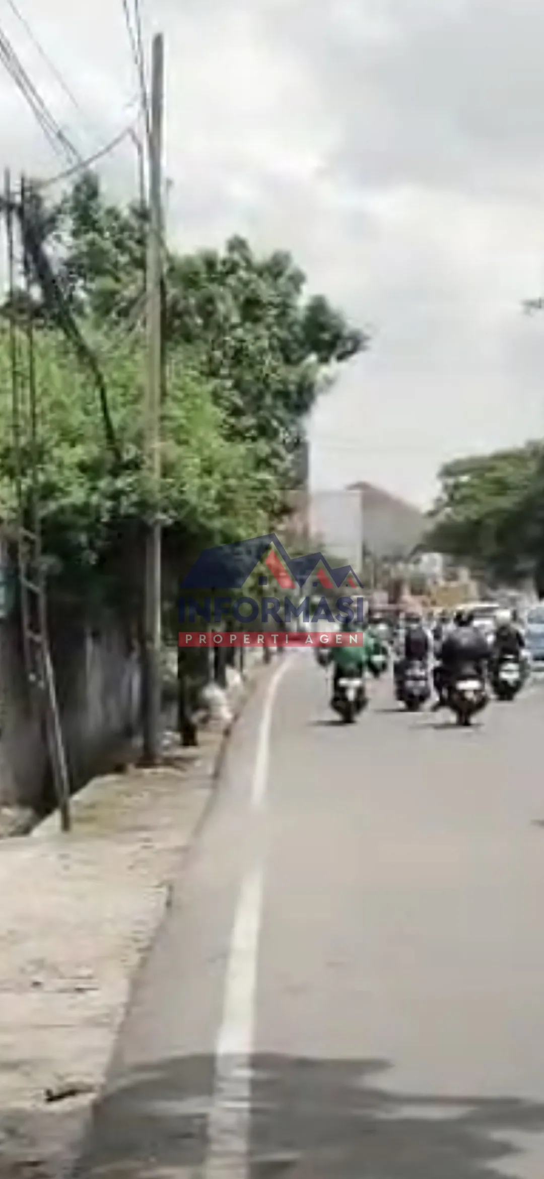 Dijual Gudang Daan Mogot Strategis  ( Hitung Tanah)