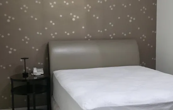 Rumah bagus fully furnished permata buana