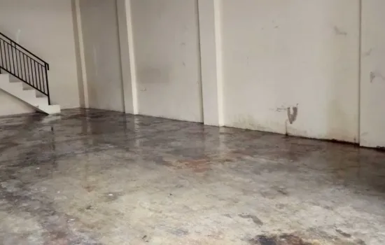 Taman Semanan Indah, rumah dijual cocok untuk gudang