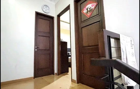 Muara Karang Blok 5 siap huni 8x15 2 lantai