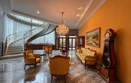 Dijual Cepat  Rumah Bagus dan Mewah