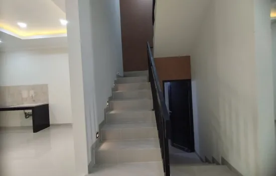 Rumah Baru Minimalis 3 Lantai