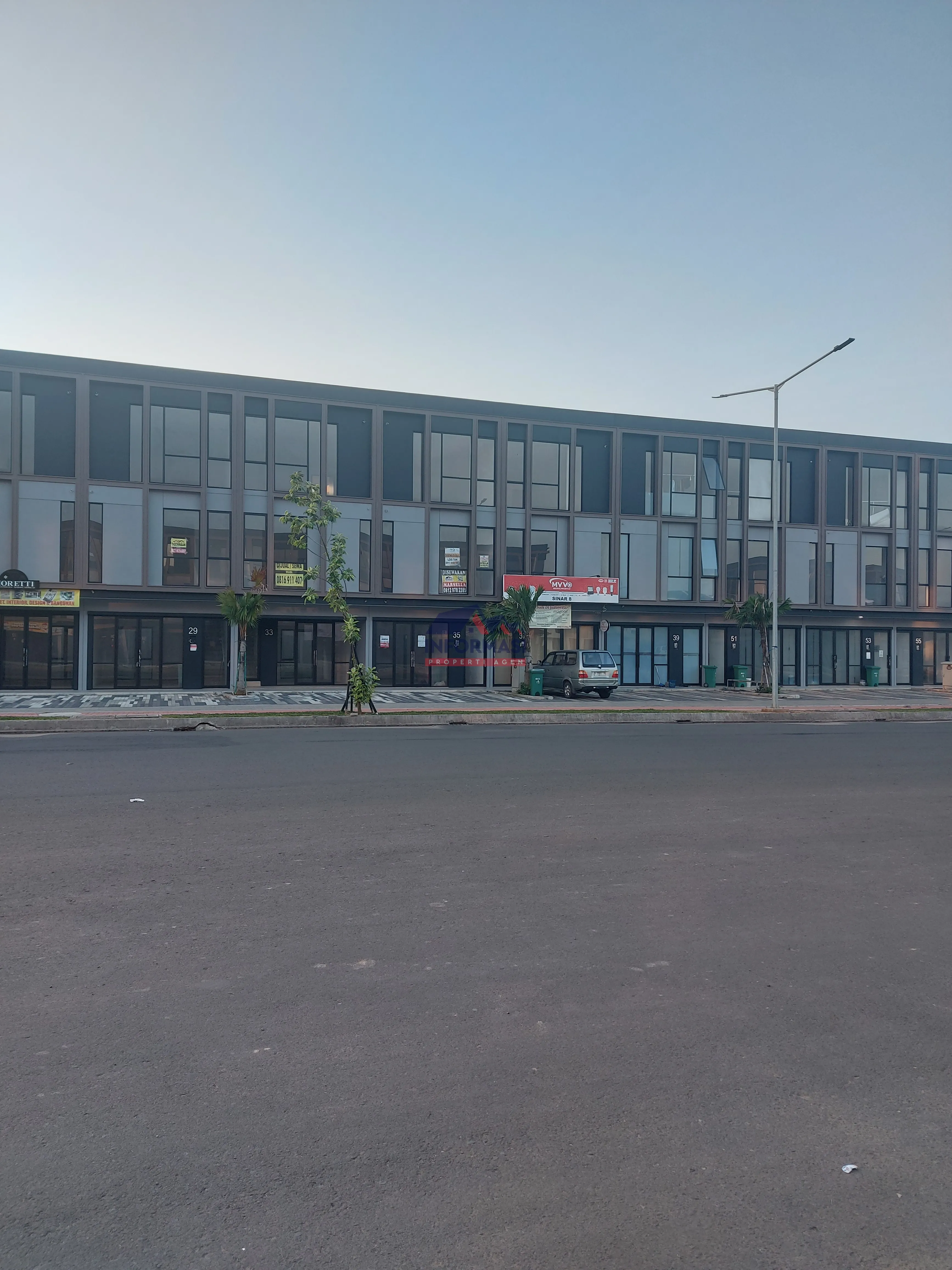 Dijual ruko  siap  pake 3  Lt