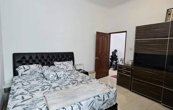 Kresek, Duri Kosambi, Jakbar, rumah bagus harga terjangkau