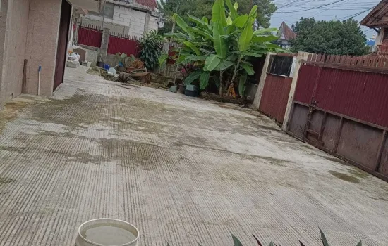 Dijual bangunan kokoh berupa gudang, 3 lantai,   20 x 41.25