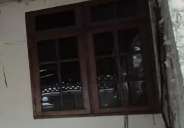 Dijual Rumah Tua Permata Buana