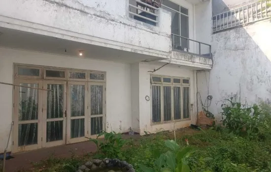 Rumah lokasi strategis di jakarta barat