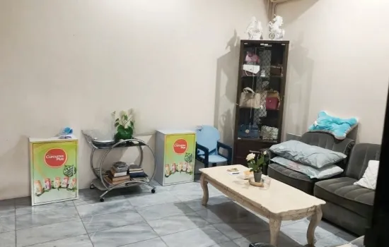 rumah Taman Aries Blok E  Jl. Aries Utama 1  ( jalan utama)