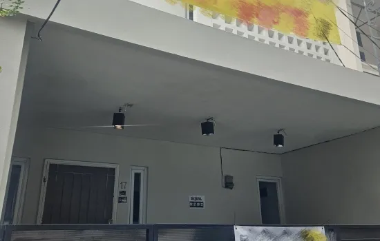 Dijual rumah tanjung duren dalam gang tidak masuk mobil