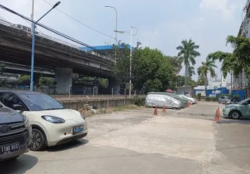 Ruko Startegis  bisa gandeng Murah Jl Latumenten Raya