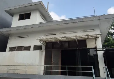 DIJUAL RUMAH gaya KOLONIAL daerah Taman Tanah Abang Jakarta